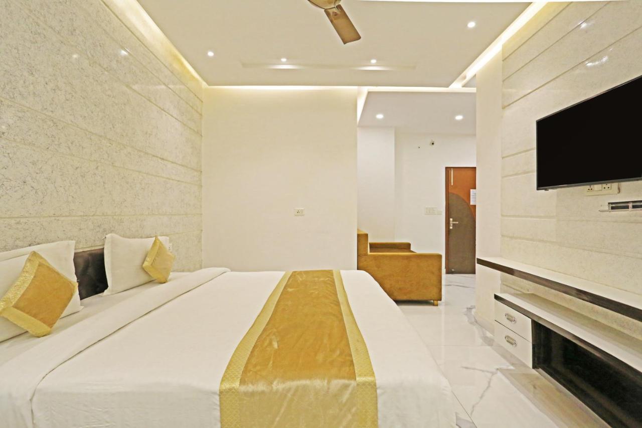 Ishaan Residency - A Unit Of Mgm Club 