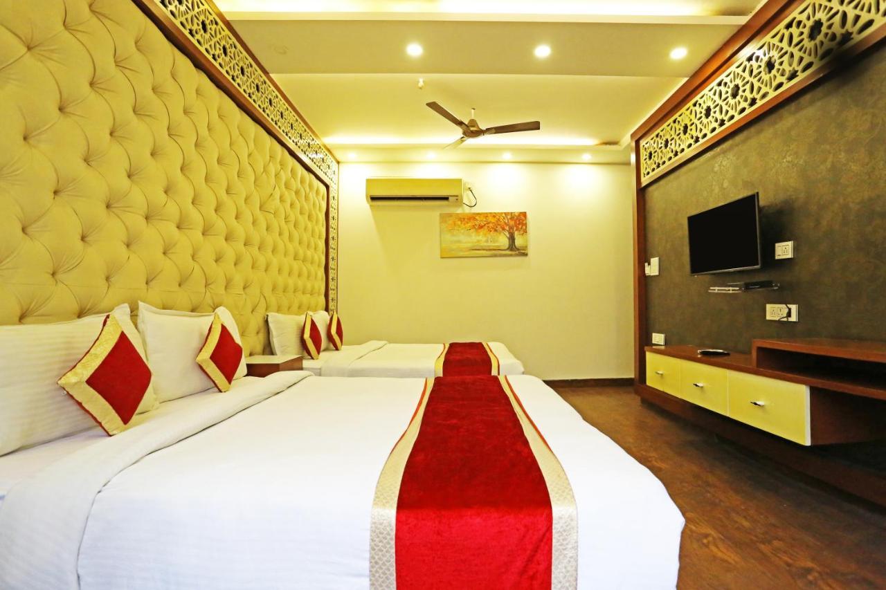 Ishaan Residency - A Unit Of Mgm Club 