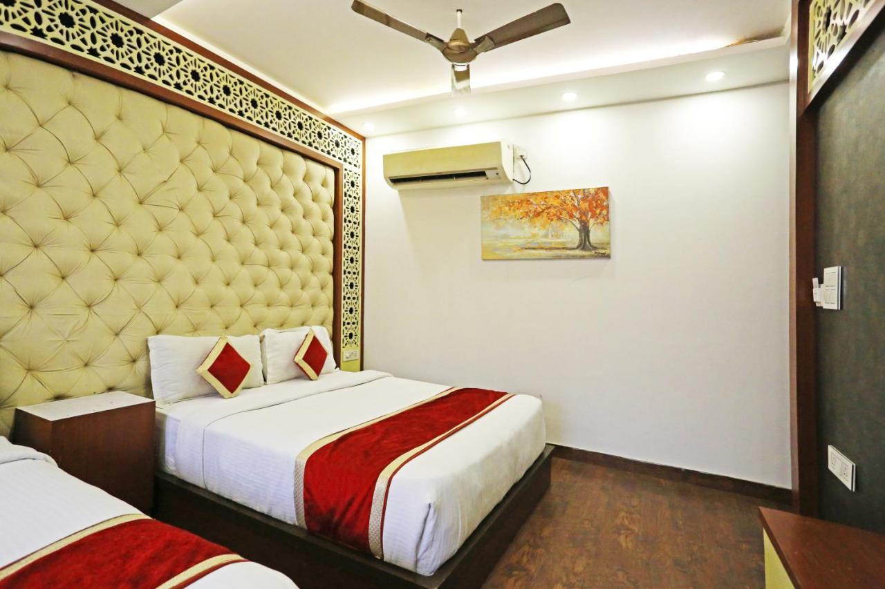 Ishaan Residency - A Unit Of Mgm Club 
