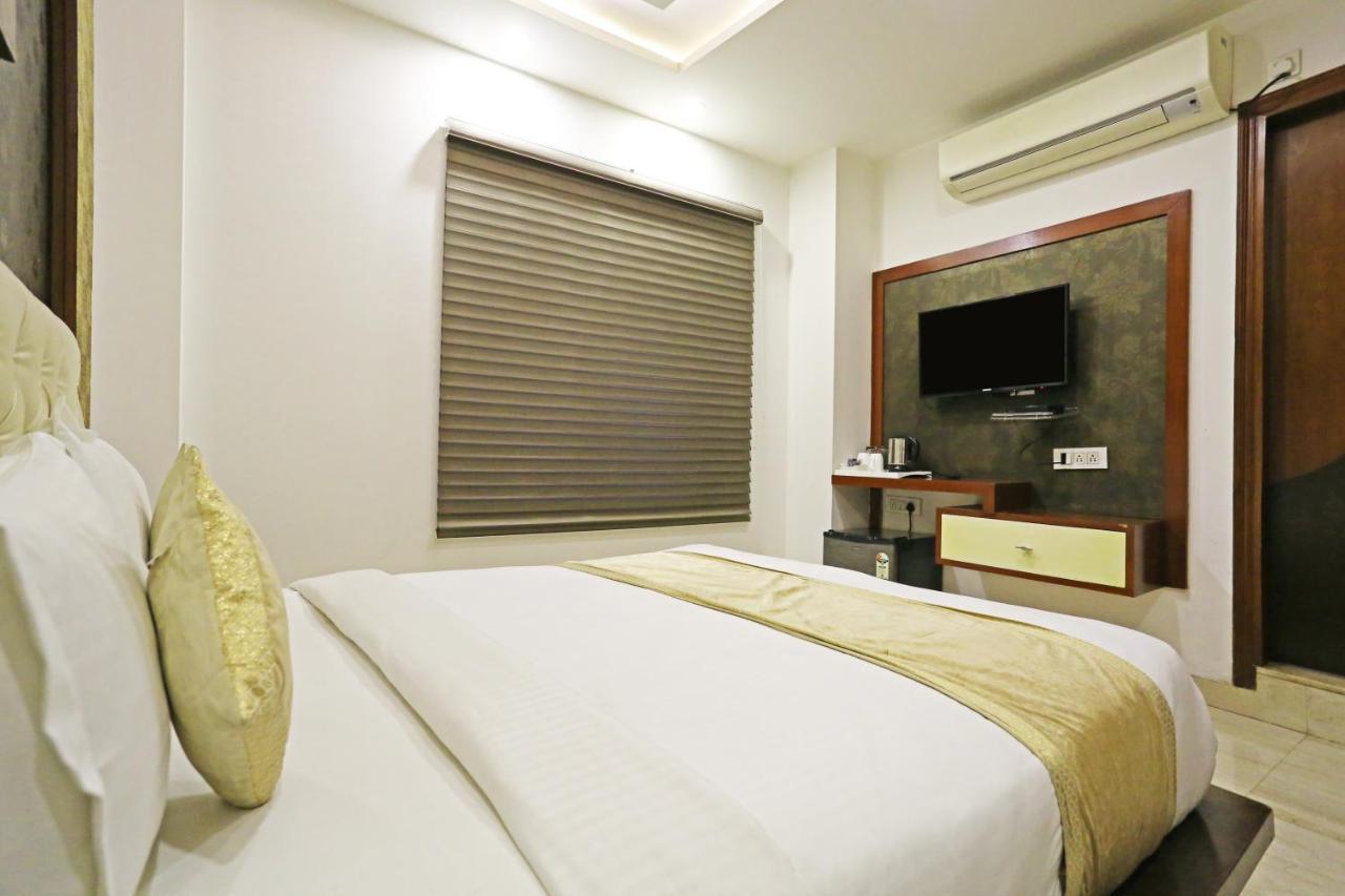 Ishaan Residency - A Unit Of Mgm Club 
