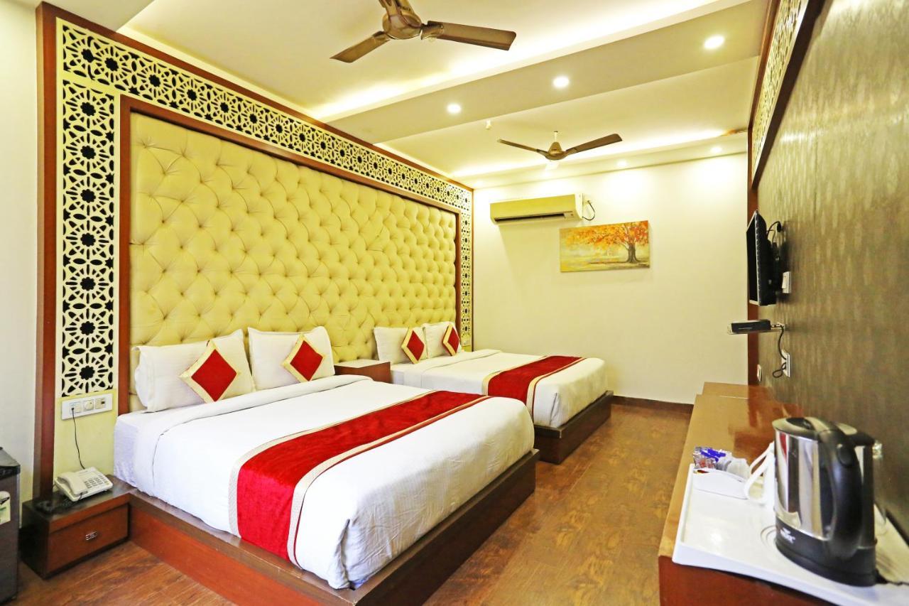 Ishaan Residency - A Unit Of Mgm Club 