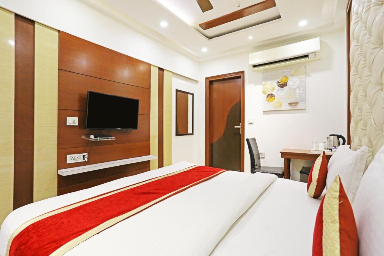 Ishaan Residency - A Unit Of Mgm Club 